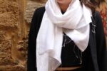Μεταξωτή Εσάρπα Εκρού από Βρασμένο Μαλακό Σαντούκ 70x180 εκ.