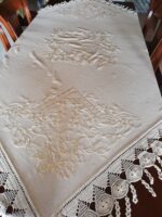 Τραπεζοκαρέ Χειρός Σαντούκ Silk Δαντέλα 02